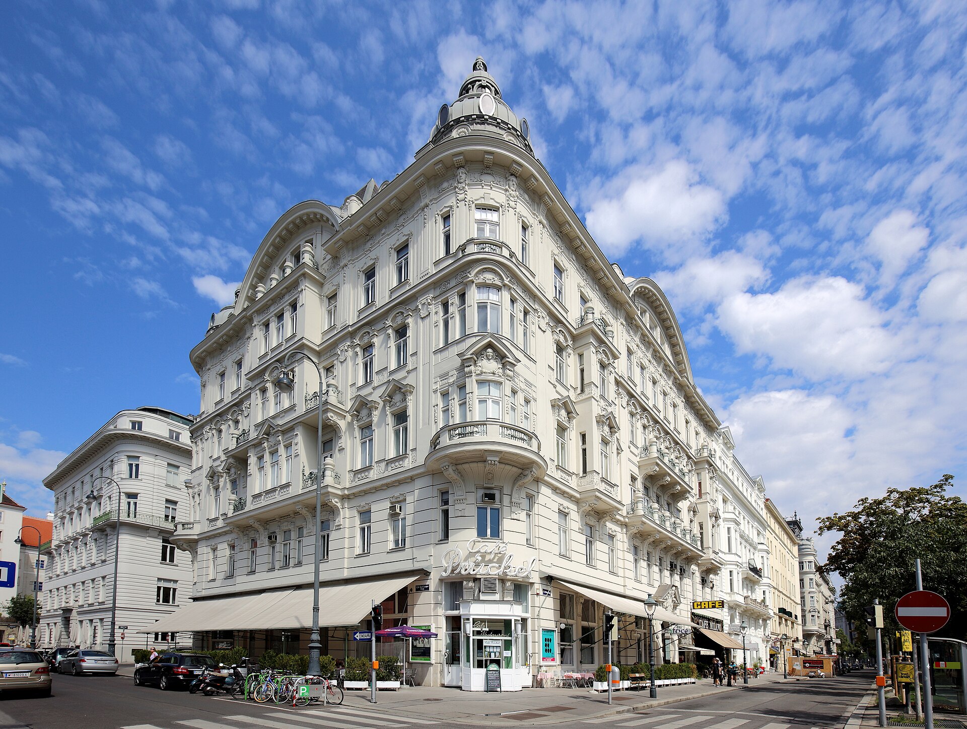 Wiener Gründerzeit-Zinshaus